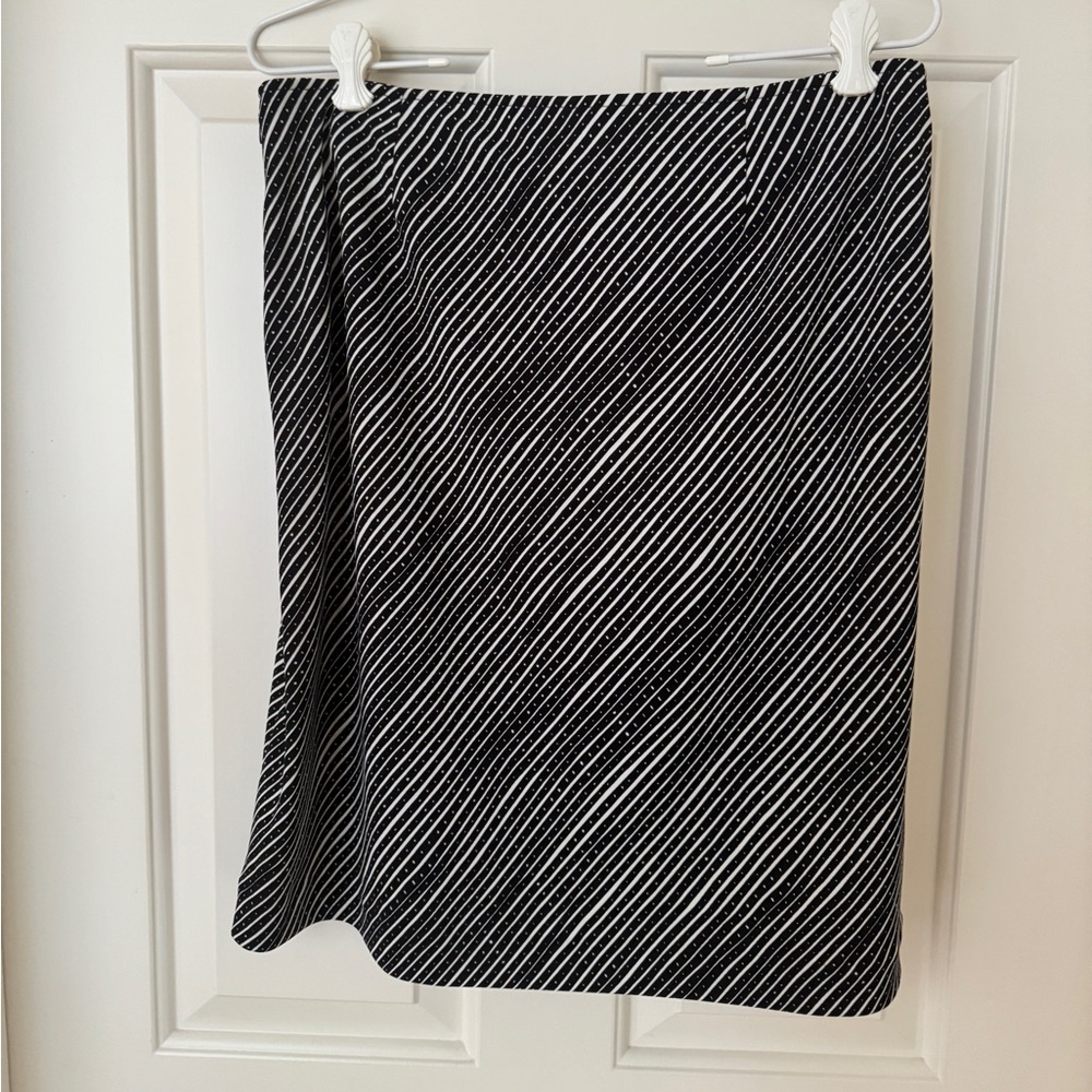 Tahari Black & White Autumn Midi Knee-Length Skirt - Picture 6 of 6
